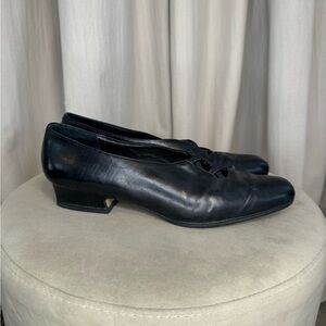 Vintage Italian Black Leather Heels w/ Topy Sole – Great Condition